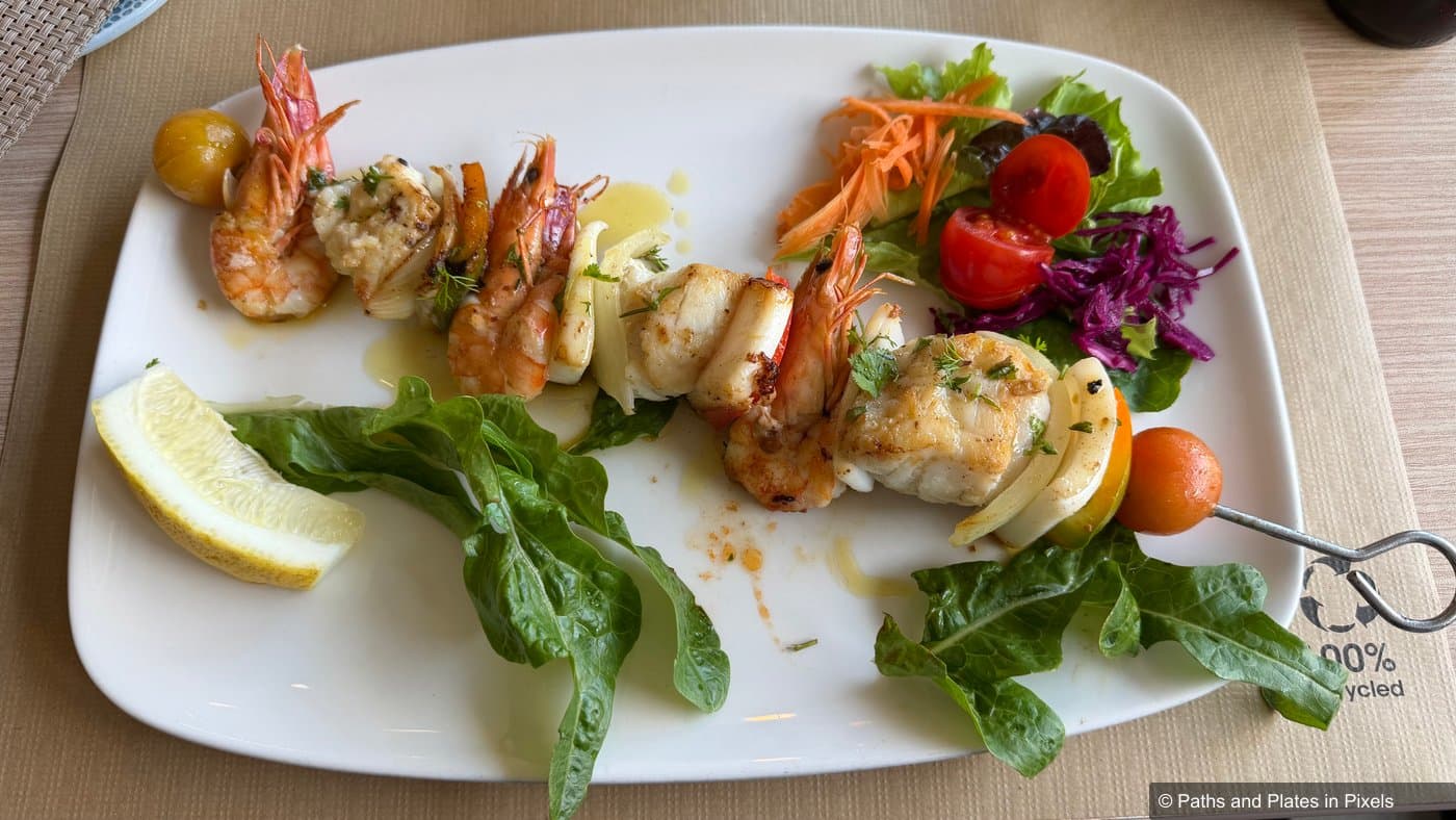 Seafood skewer at Dumar d'Benagil restaurant, Algarve