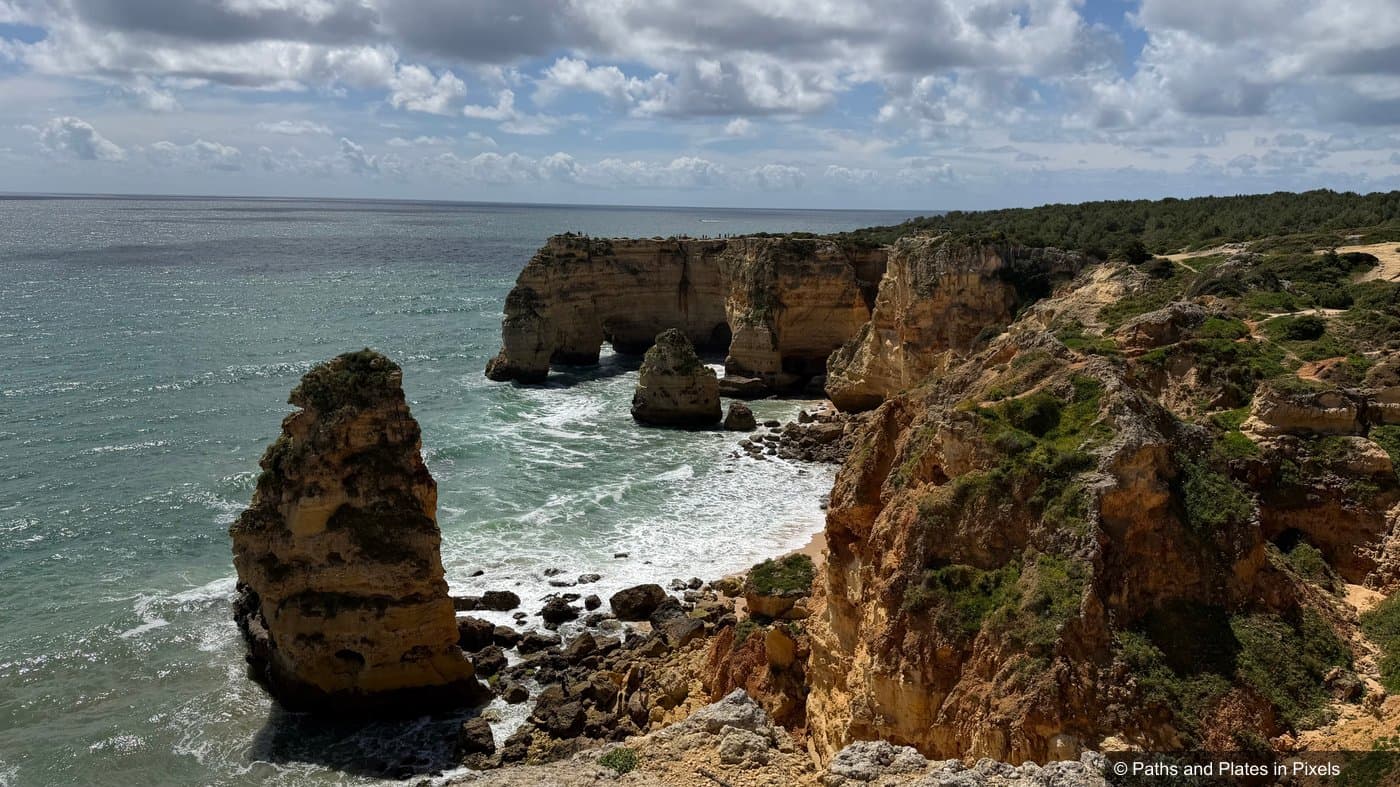 Rock arches and Atlantic ocean view on the Seven Hanging Valleys trail